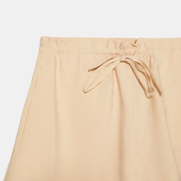 Beige Zara Elastic Drawstring Waist Pull-On Shorts (NWT)